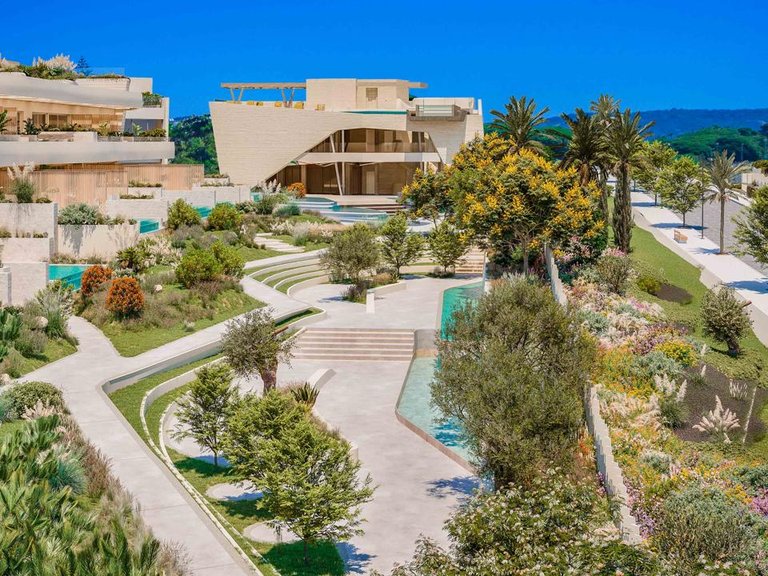 Town House for Sale in Marbella, Malaga 11