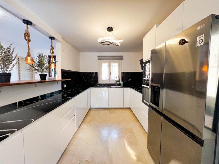 Town House for Sale in Marbella, Malaga 34