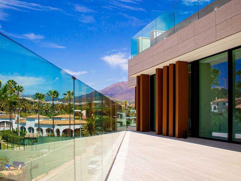 Apartment for Sale in Estepona, Malaga 9