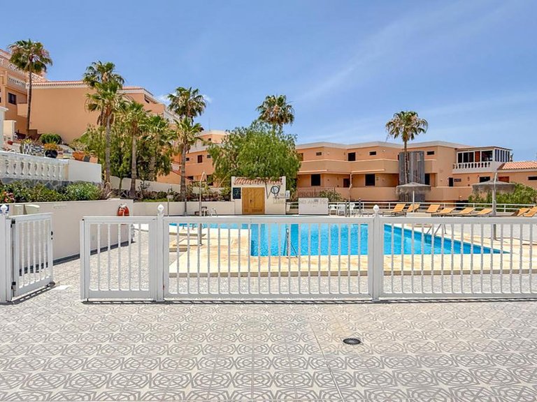 Apartment for Sale in Costa Adeje, Tenerife, España 21