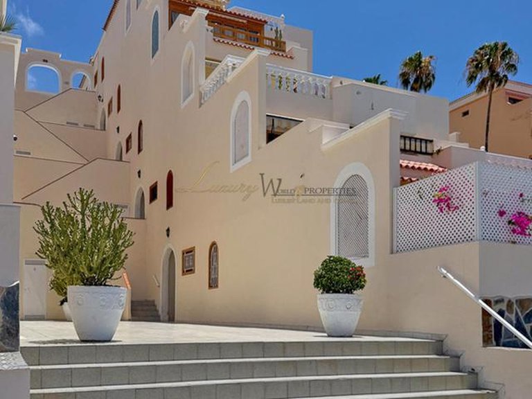 Apartment for Sale in Costa Adeje, Tenerife, España 25