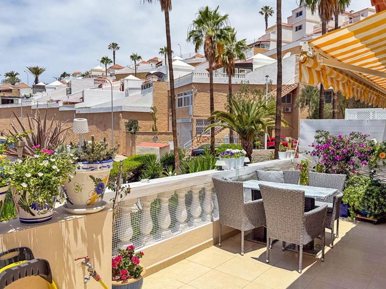 Apartment for Sale in Costa Adeje, Tenerife, España 1