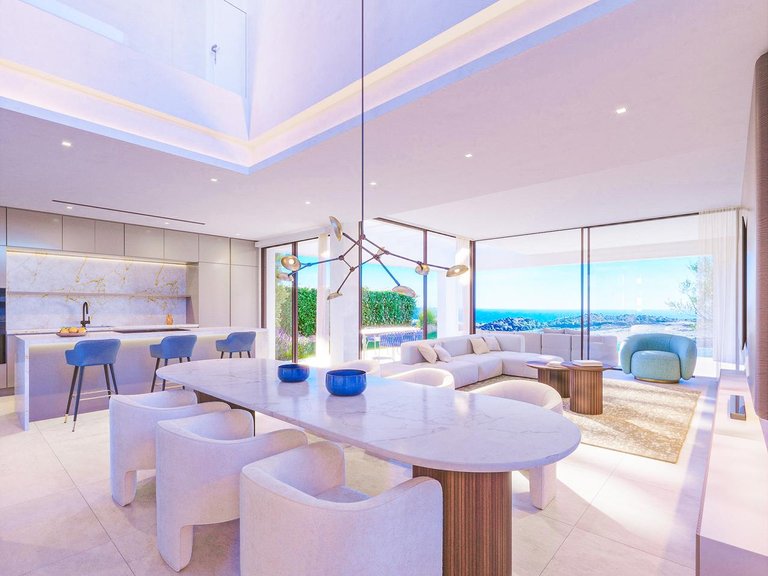 Villa for Sale in Estepona, Malaga 3