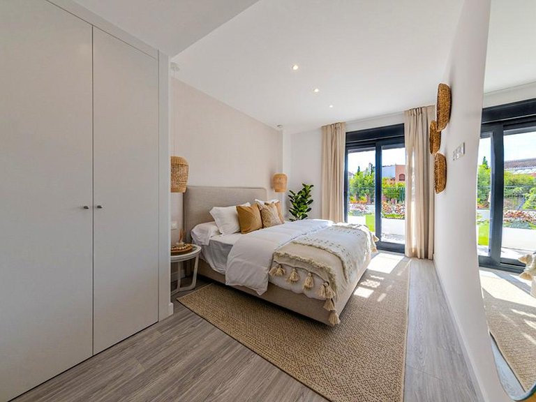 Apartment for Sale in Estepona, Malaga 8