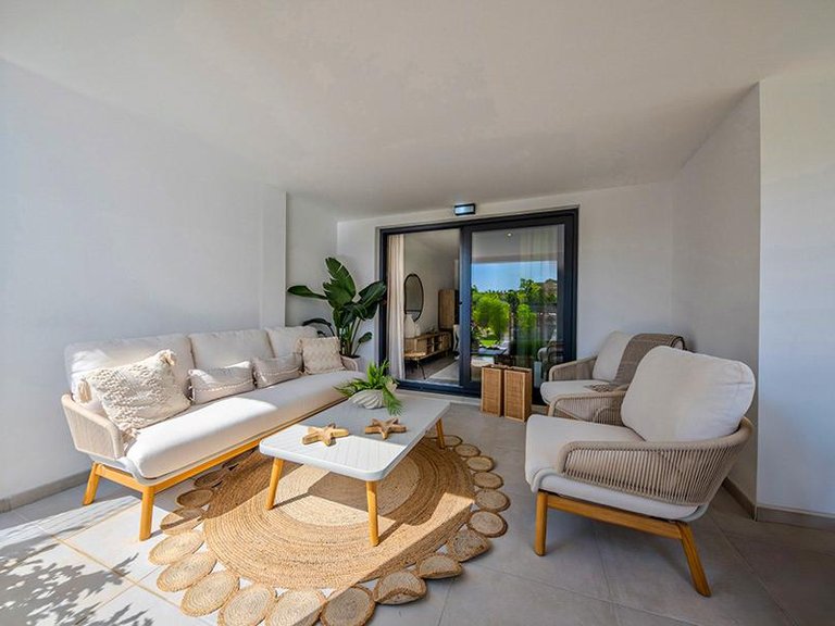 Apartment for Sale in Estepona, Malaga 2