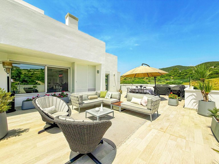 Apartment for Sale in Casares, Malaga 1