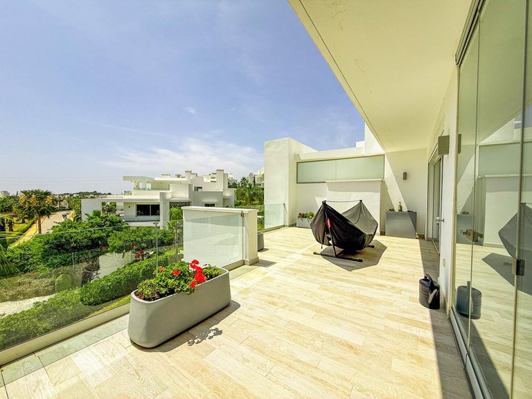 Apartment for Sale in Casares, Malaga 7