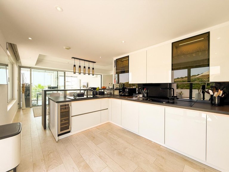 Apartment for Sale in Casares, Malaga 15