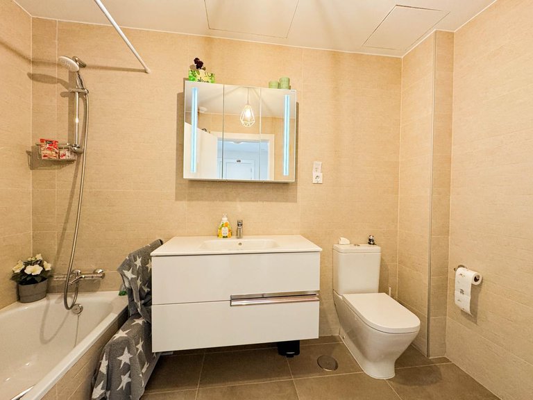Town House for Sale in San Roque, Cadiz 19