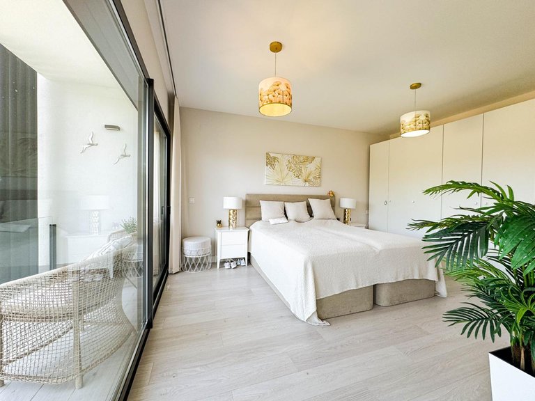 Town House for Sale in San Roque, Cadiz 25