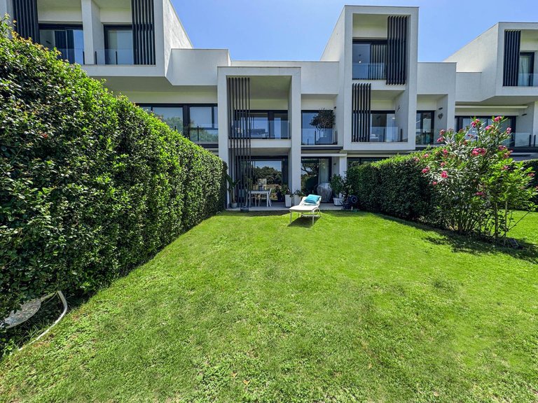 Town House for Sale in San Roque, Cadiz 2
