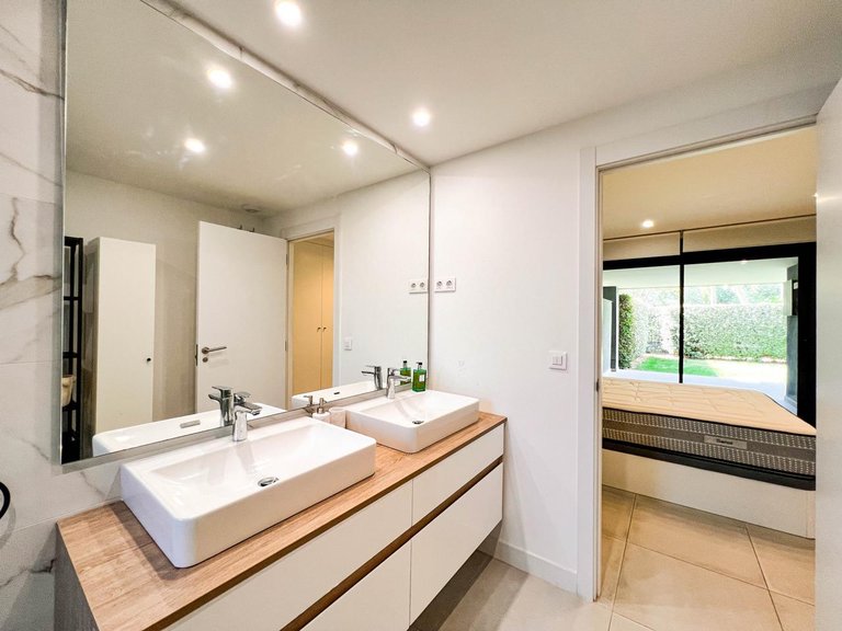 Apartment for Sale in Estepona, Malaga 31