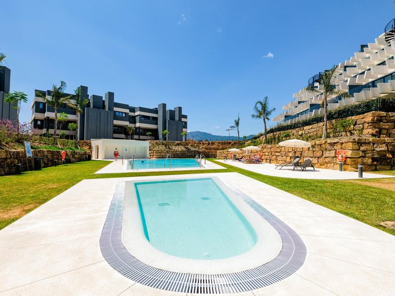 Apartment for Sale in Estepona, Malaga 2