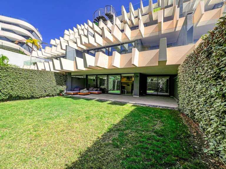 Apartment for Sale in Estepona, Malaga 10