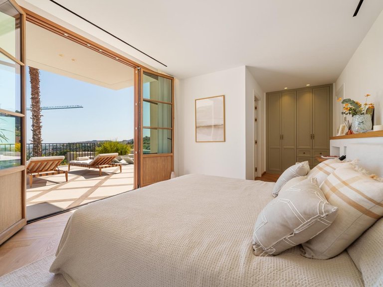 Villa for Sale in Benahavís, Malaga 14