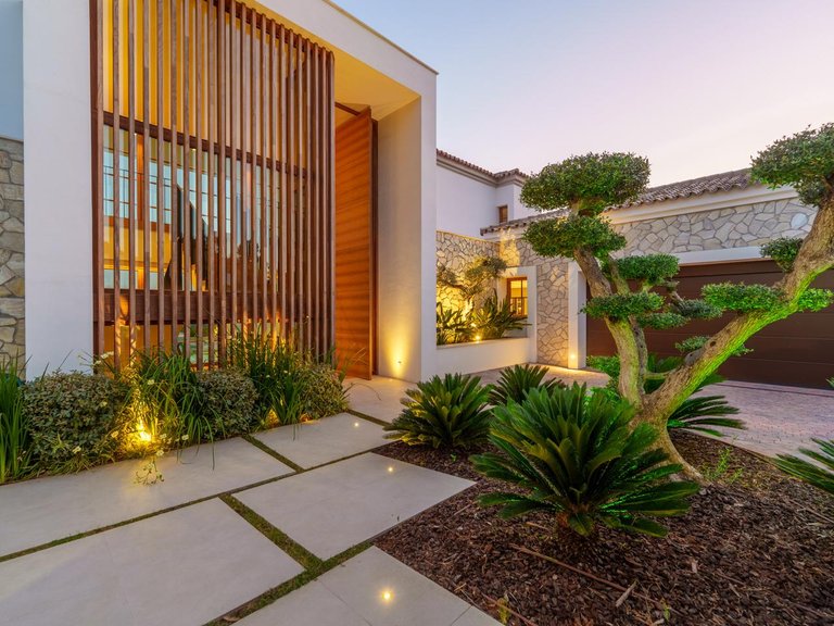 Villa for Sale in Benahavís, Malaga 4