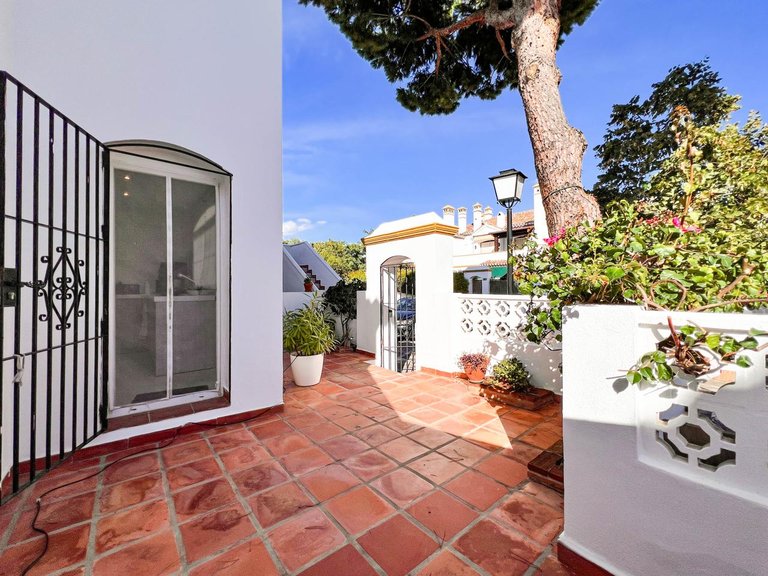 Apartment for Sale in Estepona, Malaga 6