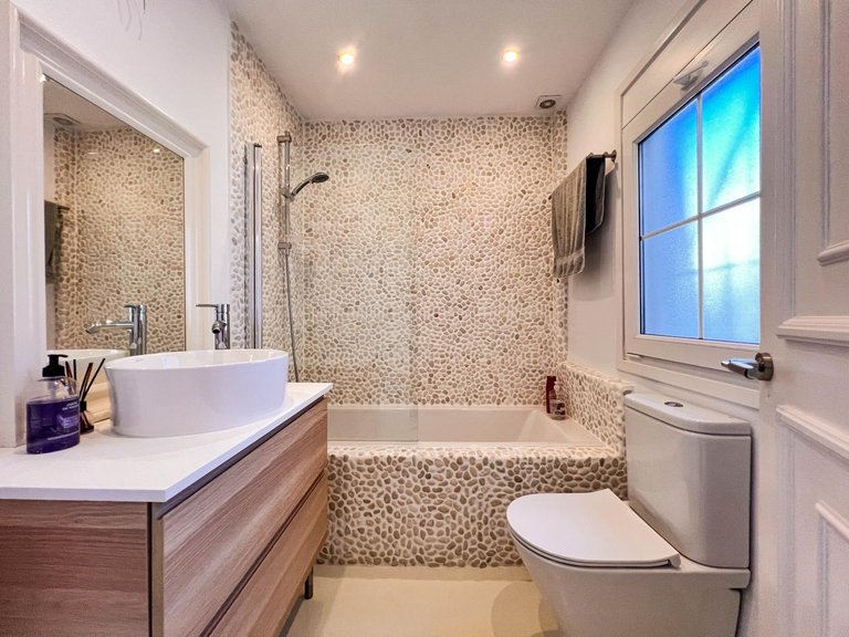 Apartment for Sale in Estepona, Malaga 17