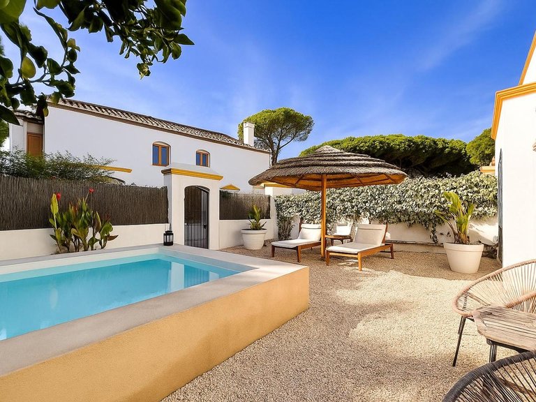 Apartment for Sale in Estepona, Malaga 1