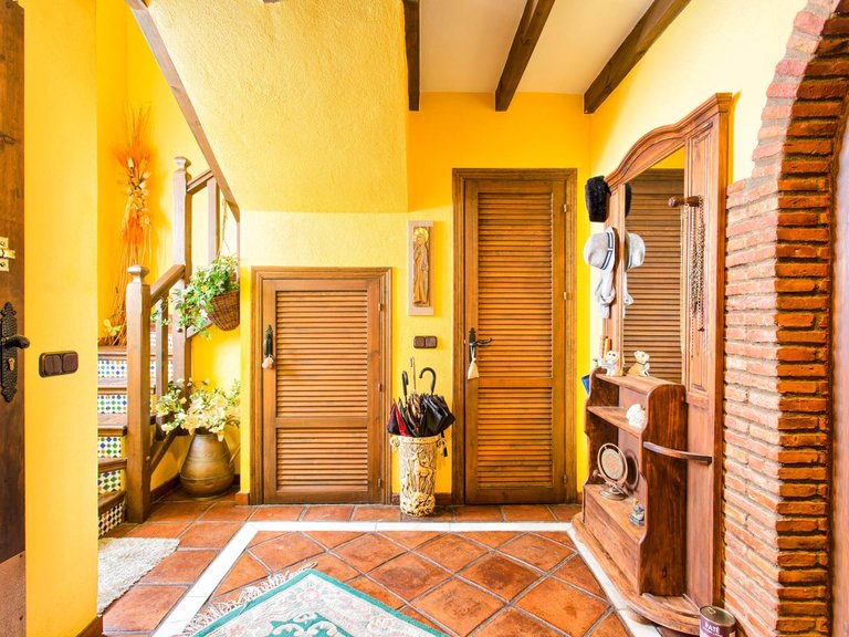 Town House for Sale in Benahavís, Malaga 6