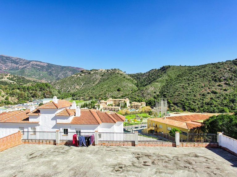 Town House for Sale in Benahavís, Malaga 2