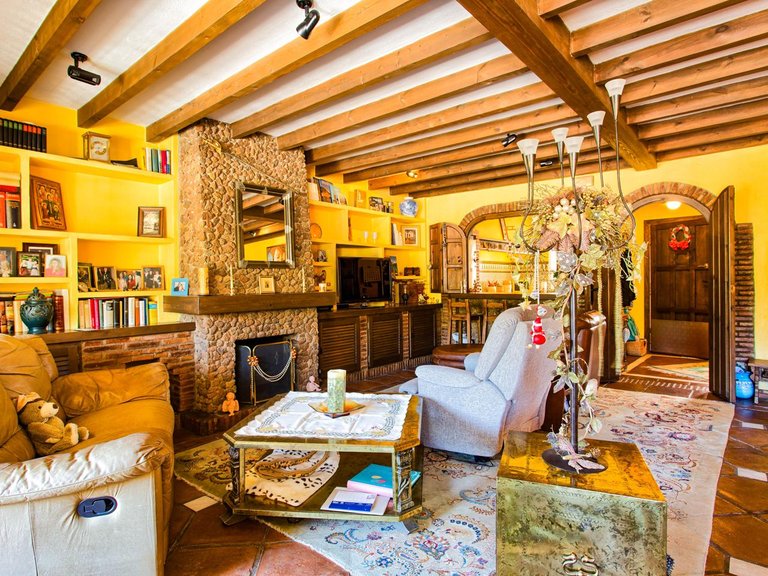 Town House for Sale in Benahavís, Malaga 11