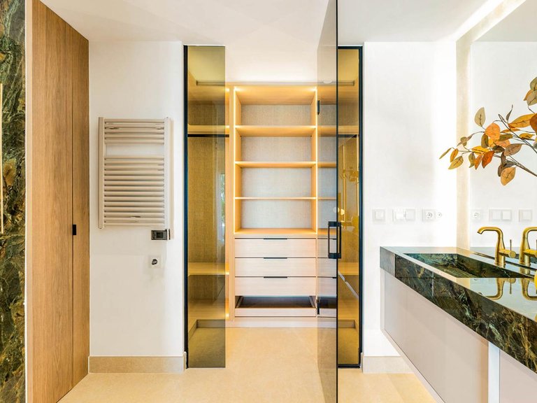 Apartment for Sale in Estepona, Malaga 14