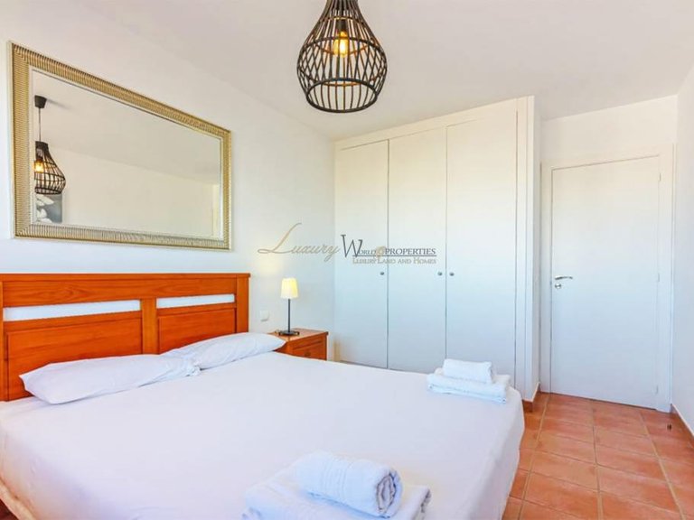 Penthouse for Sale in Playa Paraiso, Tenerife, España 19