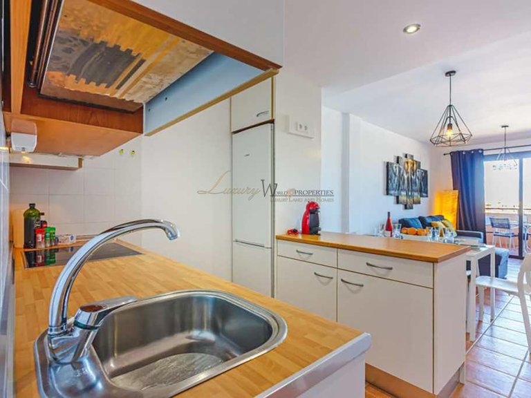 Penthouse for Sale in Playa Paraiso, Tenerife, España 14