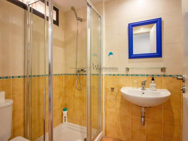 Penthouse for Sale in Playa Paraiso, Tenerife, España 23