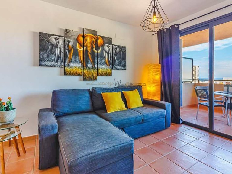 Penthouse for Sale in Playa Paraiso, Tenerife, España 7