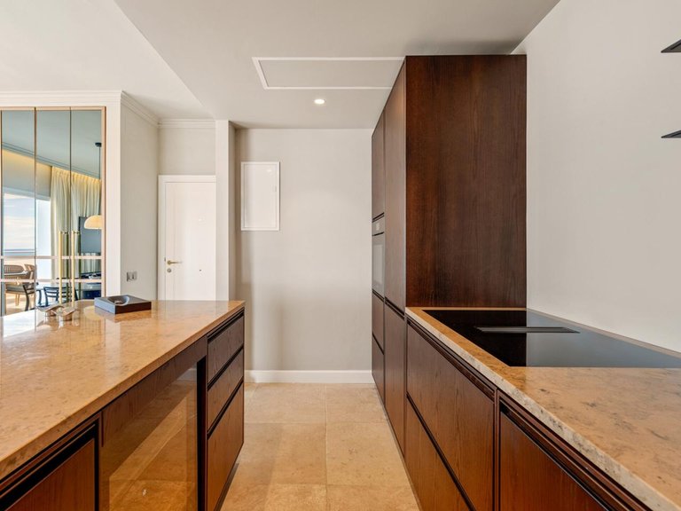 Apartment for Sale in Marbella, Malaga 16