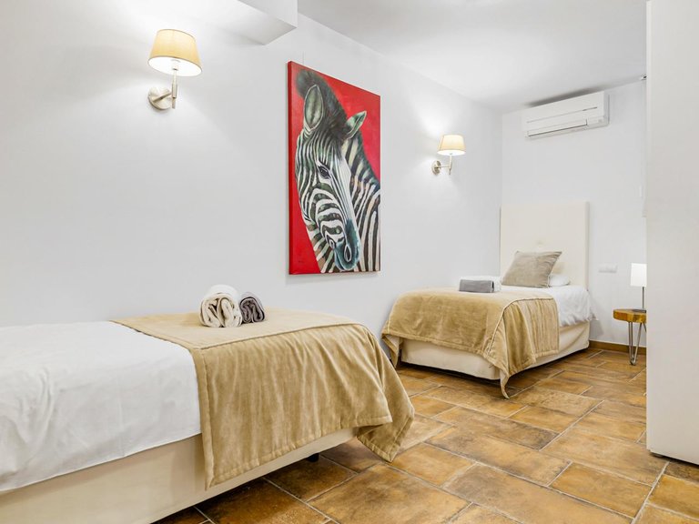 Town House for Sale in Benahavís, Malaga 21