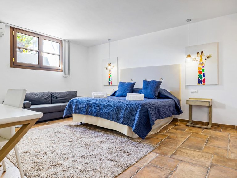 Town House for Sale in Benahavís, Malaga 13