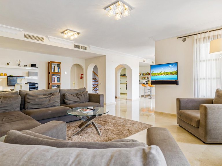 Town House for Sale in Benahavís, Malaga 3