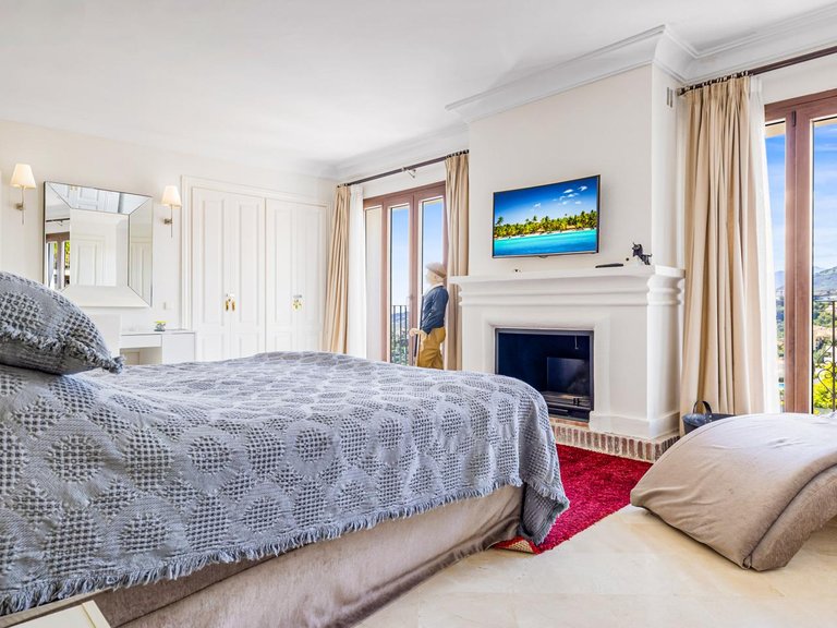 Town House for Sale in Benahavís, Malaga 10