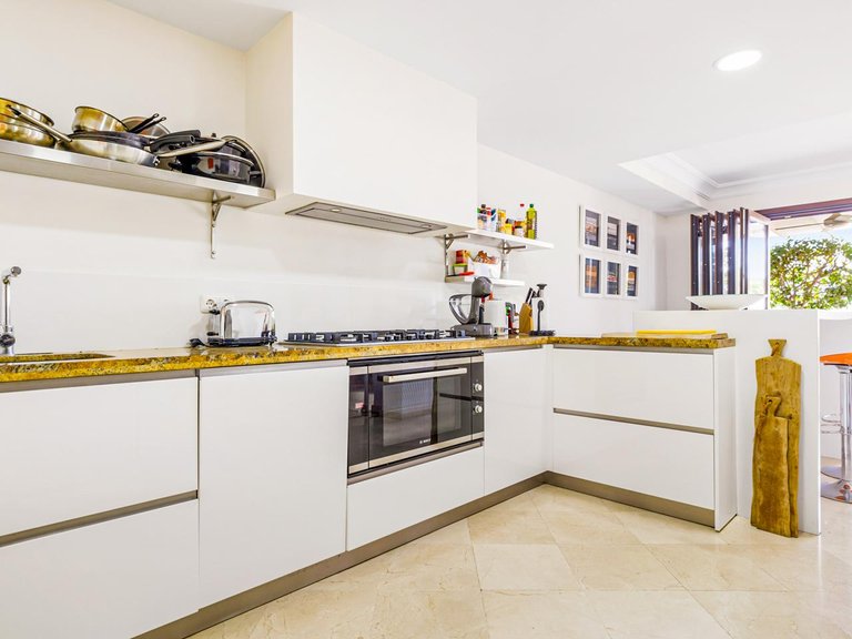 Town House for Sale in Benahavís, Malaga 5