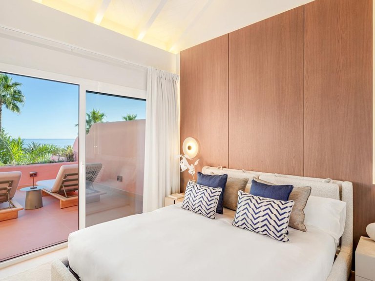 Penthouse for Sale in Estepona, Malaga 26