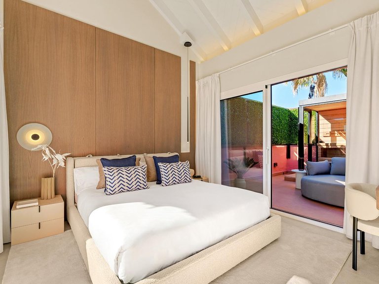 Penthouse for Sale in Estepona, Malaga 41