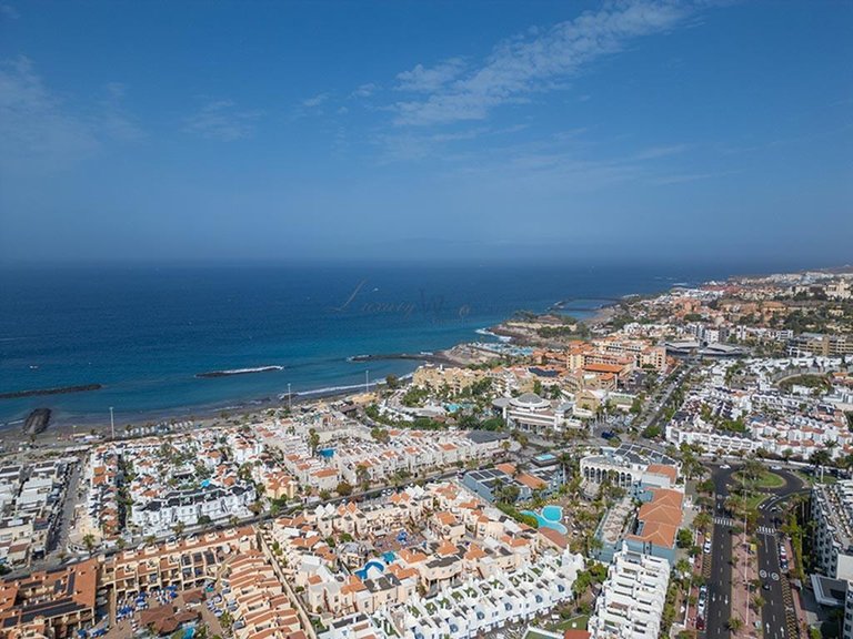 Apartment for Sale in Costa Adeje, Tenerife, España 11