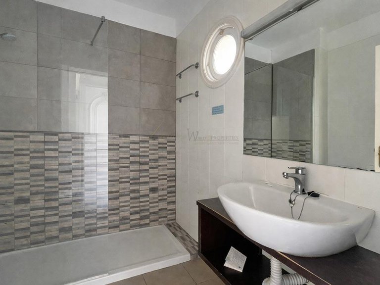 Apartment for Sale in Costa Adeje, Tenerife, España 8