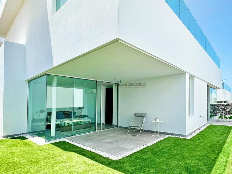 Villa for Sale in Rocabella, Tenerife, España 26