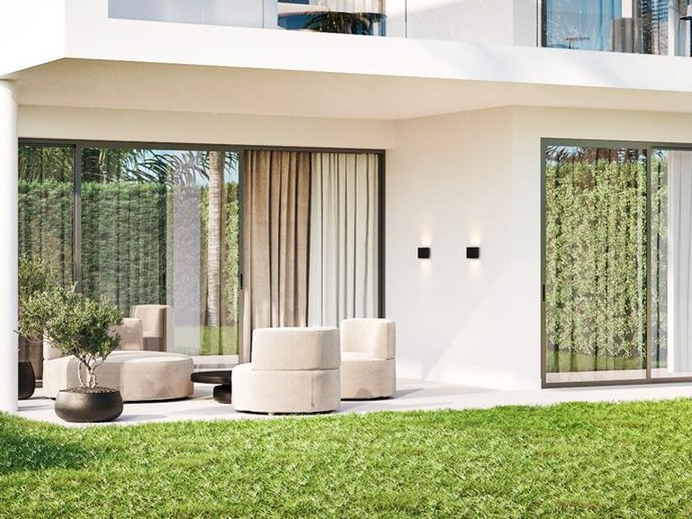 Apartment for Sale in Estepona, Malaga 1