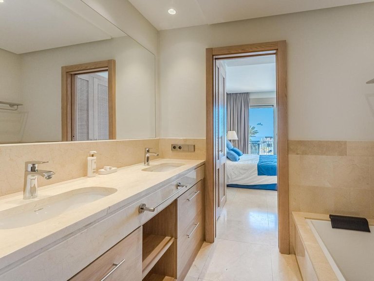 Apartment for Sale in Guia De Isora, Tenerife, España 20