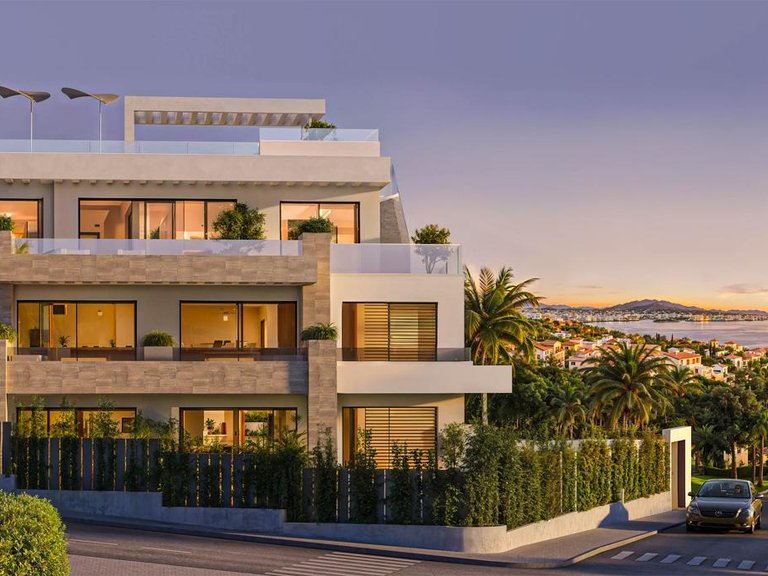 Apartment for Sale in Estepona, Malaga 1