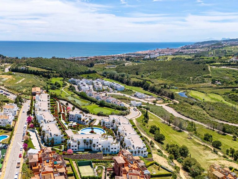 Apartment for Sale in Casares, Malaga 13