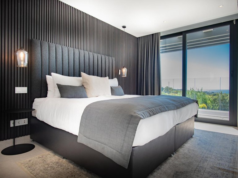 Villa for Sale in La Gaspara, Malaga 4