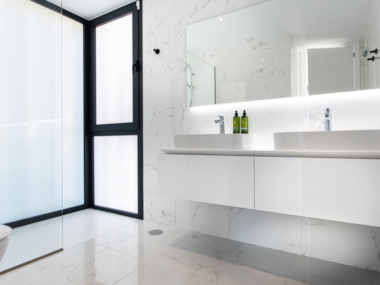 Villa for Sale in La Gaspara, Malaga 5