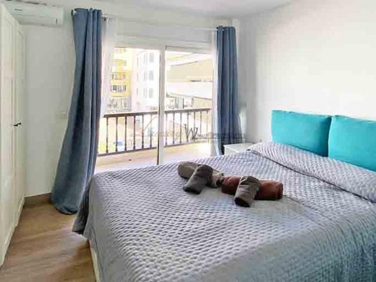 Apartment for Sale in Los Cristianos, Tenerife, España 10