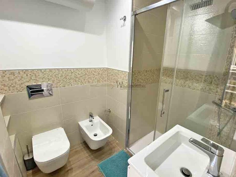 Apartment for Sale in Los Cristianos, Tenerife, España 15